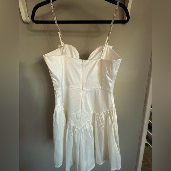 White Satin Bow Dress - Picture 3 of 6